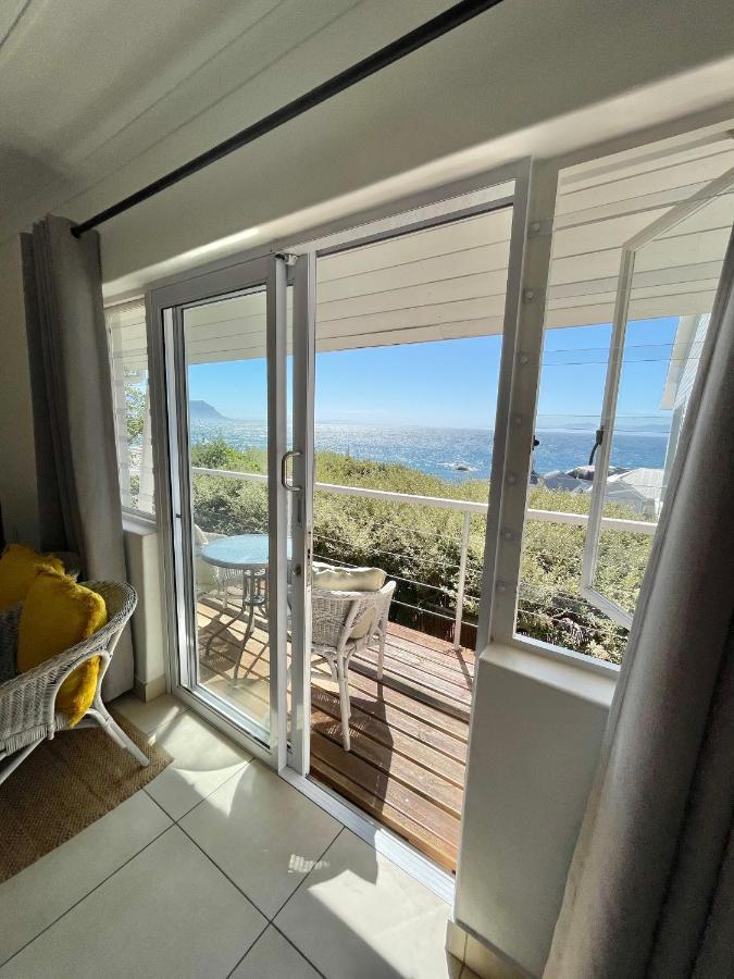 Sail Away Studios Simonʼs Town Exterior foto