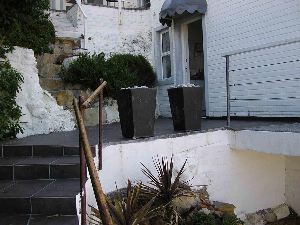 Sail Away Studios Simonʼs Town Exterior foto